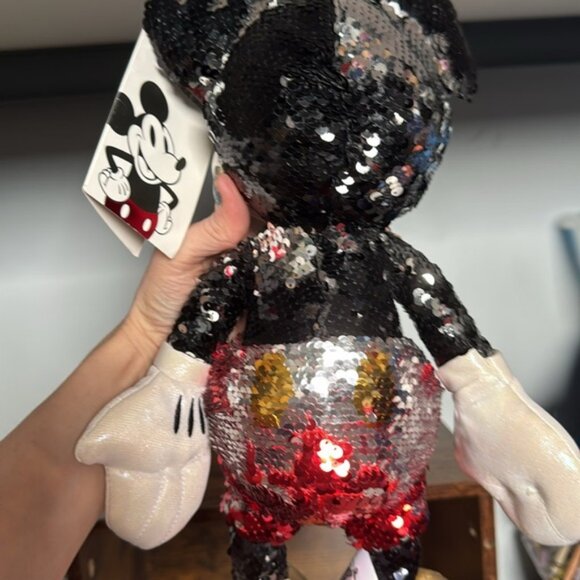 Disney 2019 Special Edition 15” Mickey Mouse Reversible Sequin Plush, NWT. - Picture 6 of 7